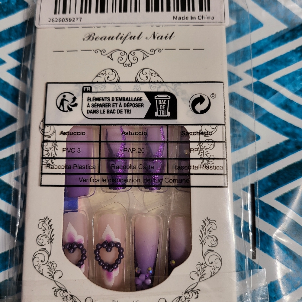 Press on nails - Picture 6 of 12